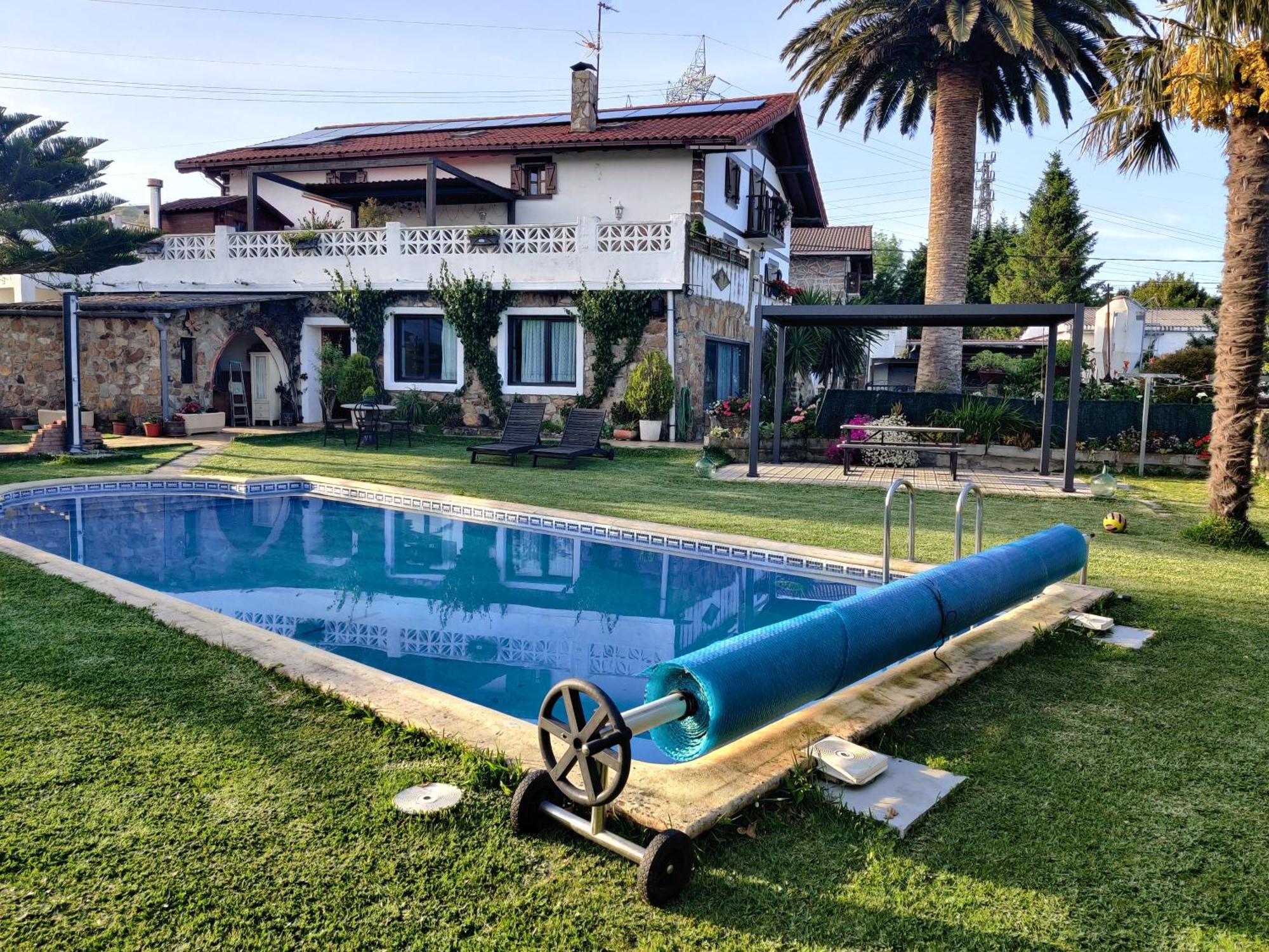 Bilbo Near Atico Rural Con Terraza Apartment Basauri Luaran gambar
